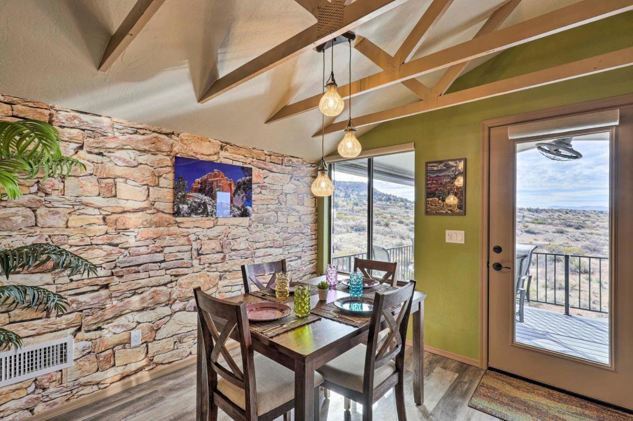 Wine Country Retreat In Cornville Hot Tub And View Exterior photo