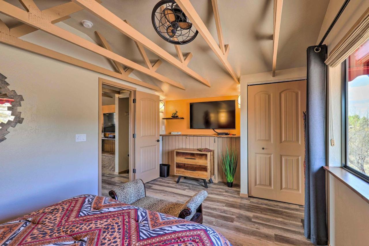 Wine Country Retreat In Cornville Hot Tub And View Exterior photo