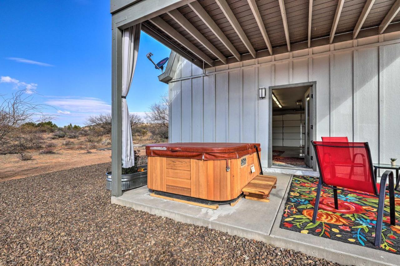 Wine Country Retreat In Cornville Hot Tub And View Exterior photo
